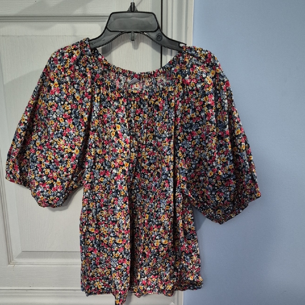 Old Navy Multicolor Floral Blouse